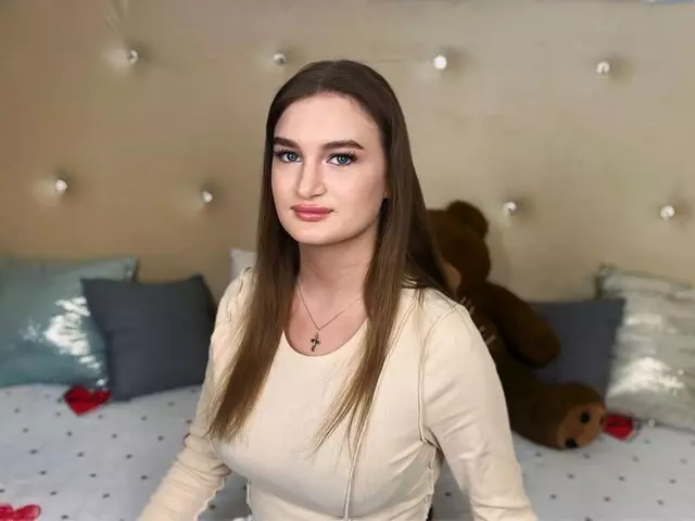 Live Porn Camera of AmandaBroum