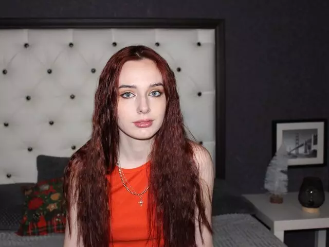 Live Porn Camera of SophieDan